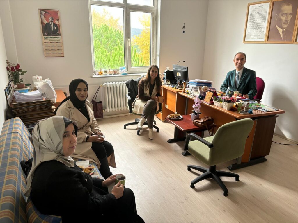 ÇMYO İletişim semineri